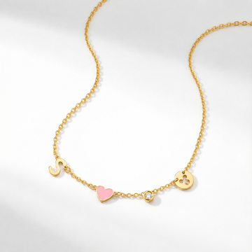 Collier avec initiale, pierre de naissance et signe du zodiaque
