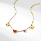 Collier avec initiale, pierre de naissance et signe du zodiaque