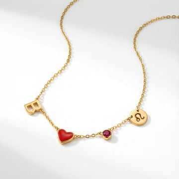 Collier avec initiale, pierre de naissance et signe du zodiaque